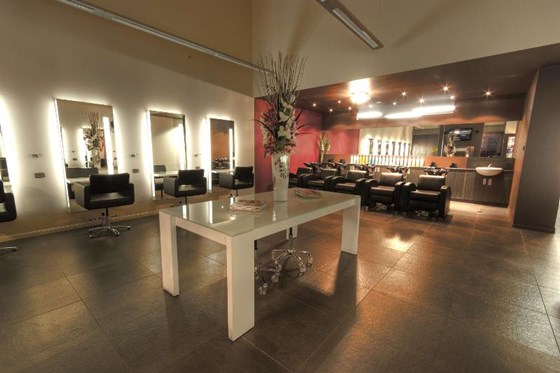 Sterling Salon Furniture: Buy Best Quality Salon Accessories at Affordable Rates